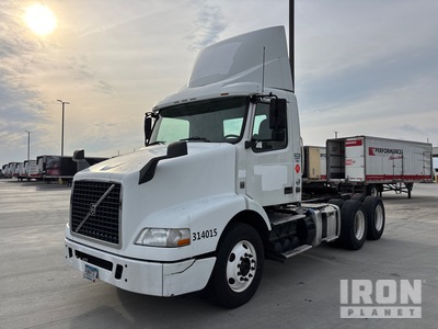 2014 Volvo VNM 6x4 T/A Day Cab Truck Tractor