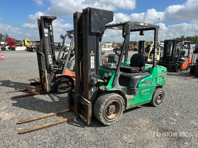2014 Mitsubishi FD30N-D 4200 lb Pneumatic Tire Forklift