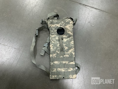 (82) Hydration System Carriers