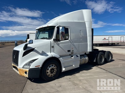 2020 Volvo VNR 6x4 3- Achs Sattelzugmaschine mit Schlafkabine