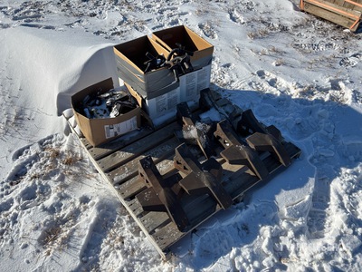 Quantity of John Deere Ripper Parts