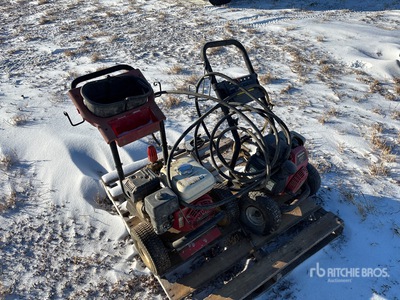 Quantity of (2) Laveur à pression (Inoperable)