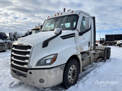 2021 Freightliner Cascadia 126 6x4 T/A Day Cab Truck Tractor