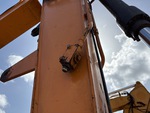Hydraulics with Auxiliary Hydraulic Plumbing