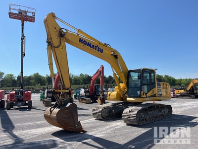 2022 Komatsu PC210LC-11 Tracked Excavator