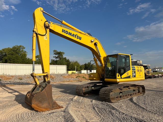 2021 Komatsu PC210LC-11 Tracked Excavator 2021 Komatsu PC210LC-11 Tracked Excavator