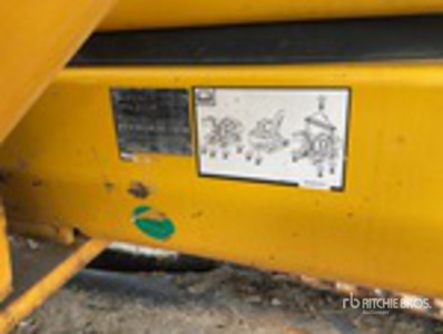 2021 Komatsu PC 210 LC 11 Escavatore cingolato