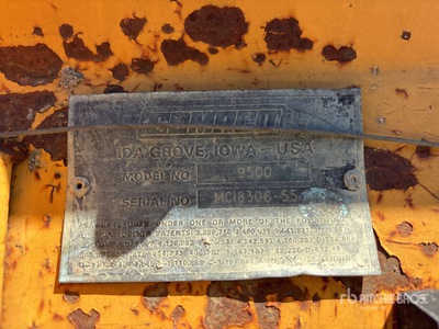 Gomaco GT9500 Tracked Recortadora/Colocadora