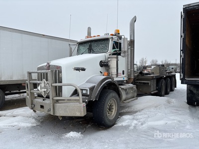 2009 Kenworth T800 8x6 Cab and Chassis (Inoperable)