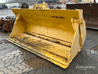 JRB 114 in Multi-Purpose Wheel Loader Bucket