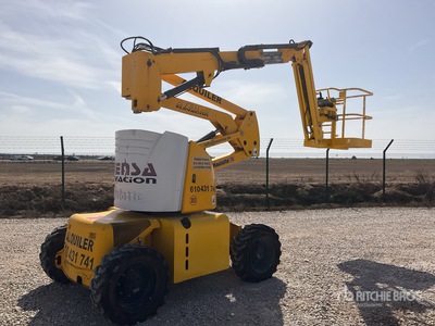 2005 Haulotte HA12PX 4WD Diesel Articulating Boom Lift