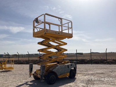 2005 Haulotte Compact 12DX 4x4 Diesel Elevador de tijera