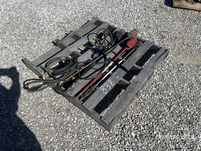 Quantity of (5) weed burner