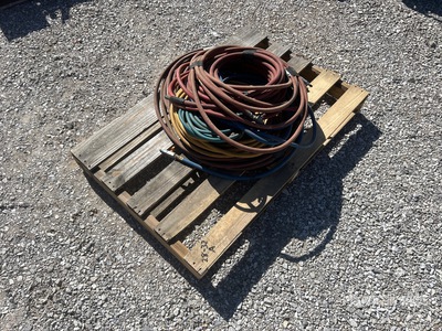 Quantity of (6) 3/8 Air hose