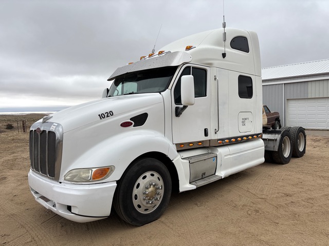 2003 Peterbilt 387 6x4 T/A Sleeper Truck Tractor