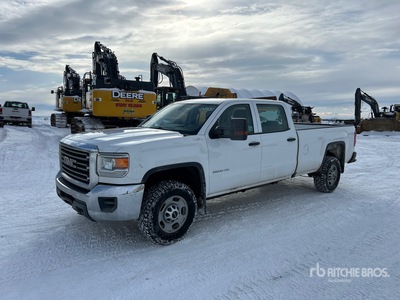2018 GMC Sierra 2500 4x4 Crew Cab Pickup