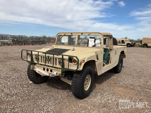 2005 AM General M1097R1 HMMWV 2 Door Soft Top w/Truck Body