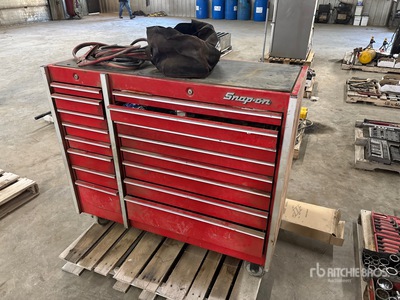 Snap-On 50 in X 21 in Tool Box