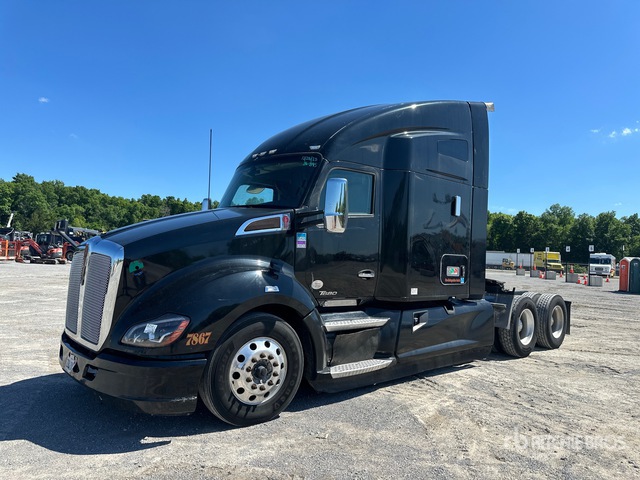 2020 Kenworth T680 6x4 T/A Sleeper Truck Tractor