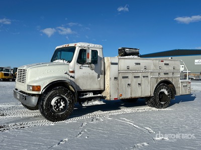1993 International 4700 4x2 Camion utilitaire