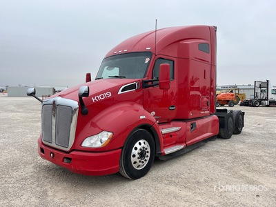 2020 Kenworth T680 6x4 Tracteur Routier Couchette