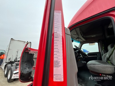 2020 Kenworth T680 6x4 Tracteur Routier Couchette