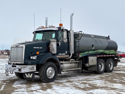 2007 Western Star 4900 16000 L 6x4 Water Truck