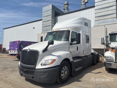 2020 International LT625 6x4 Cabeza Tractora Cabina Dormitorio