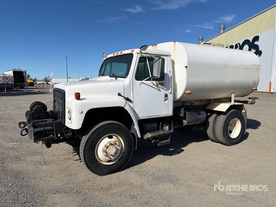 1987 International 1854 6x6 Water Truck