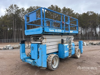 2007 Genie GS-5390 RT 4x4 Diesel Scissor Lift