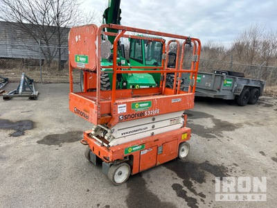 2016 Snorkel S3219E Electric Scissor Lift