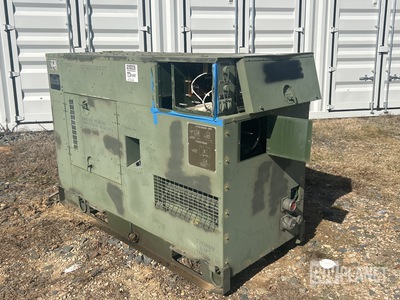 2004 L3 MEP-805B 30kW Generator Set