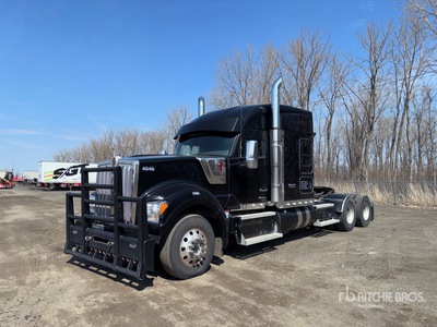 2023 Kenworth W990 6x4 Cabeza Tractora Cabina Dormitorio