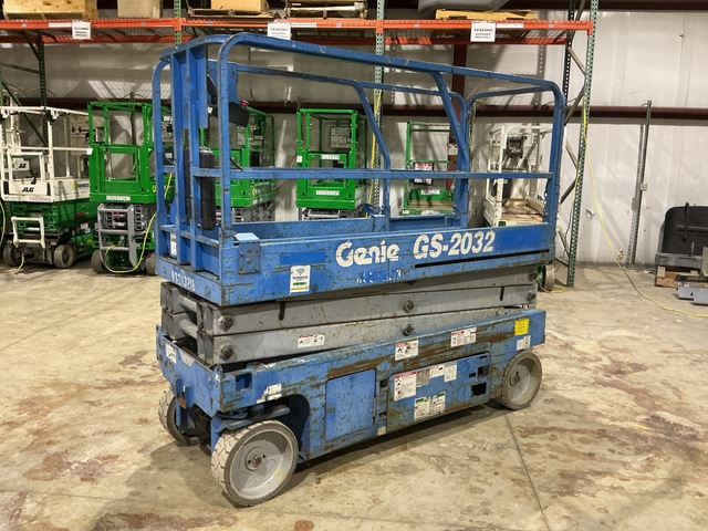 2014 Genie GS-2032 Electric Scissor Lift