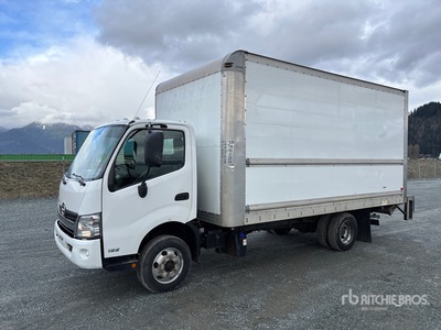 2020 Hino 155 4x2 Van Truck