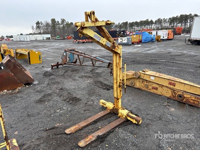2011 39 in Crane Pallet Forks