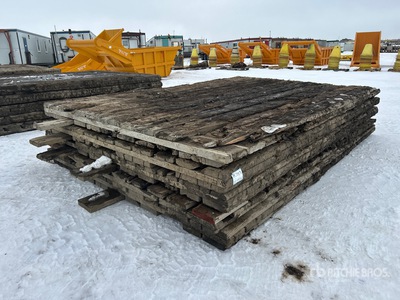 Quantity of (5) 8 ft x 12 ft Access Mats