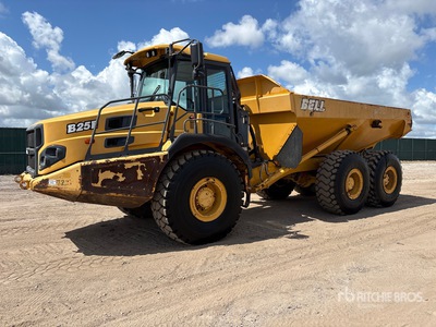2016 Bell B25E Camion à benne articulé