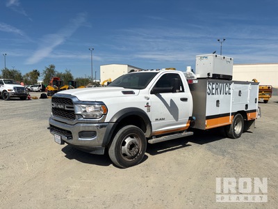 2019 Ram 5500 4x4 サービスカー