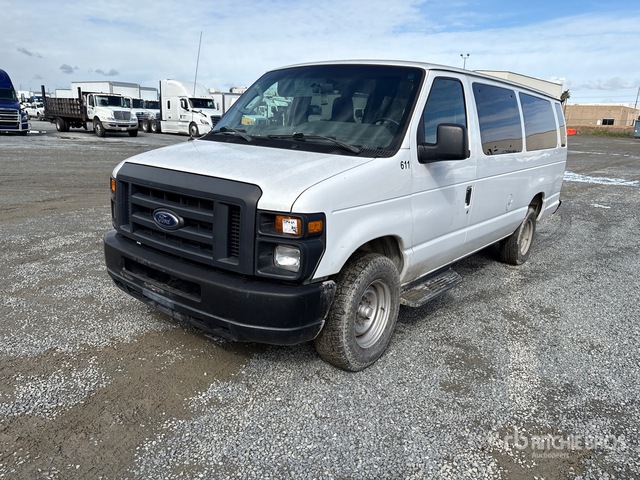 2011 Ford Econoline E-250 2011 Ford Econoline E-250 10 Passenger Van
