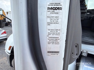2019 Peterbilt 579 T/A Day Cab Truck Tractor