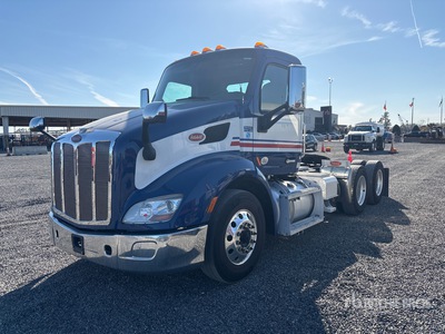 2018 Peterbilt 579 6x4 T/A Day Cab Truck Tractor