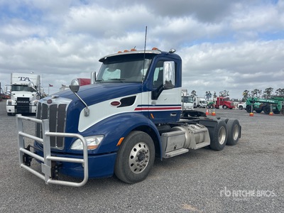 2015 Peterbilt 579 6x2 T/A Day Cab Truck Tractor