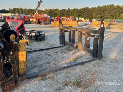 John Deere 96 in Q/C Wheel Loader Forks