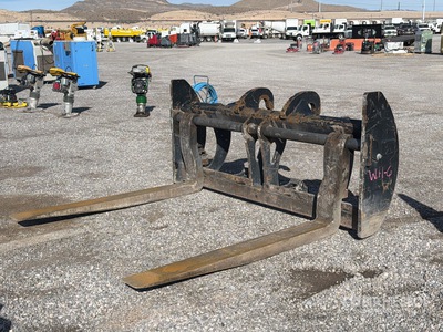 Cat 72 in Wheel Loader Forks - Fits Cat 938M