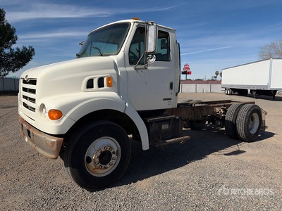 2000 Sterling L7501 4x2 Cab and Chassis