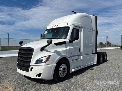 2023 Freightliner Cascadia 126 6x4 T/A Sleeper Truck Tractor