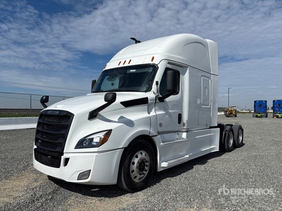 2023 Freightliner Cascadia 126 6x4 T/A Sleeper Truck Tractor