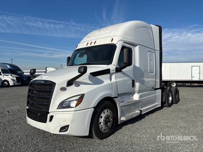 2025 Freightliner Cascadia 126 6x4 T/A Sleeper Truck Tractor