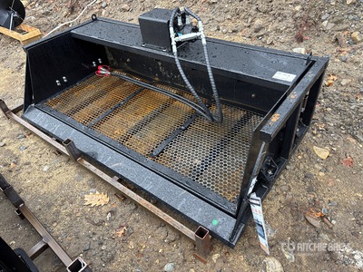 2025 GIYI GY-VB59 74 in Vibrating Godet de Criblage pour Chargeuse à Direction à Glissement (Unused)